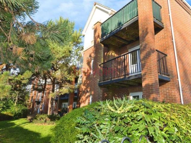 2 Bedroom Apartment Flat