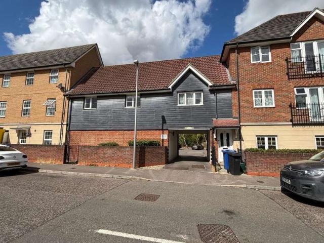 2 Bedroom Apartment Flat