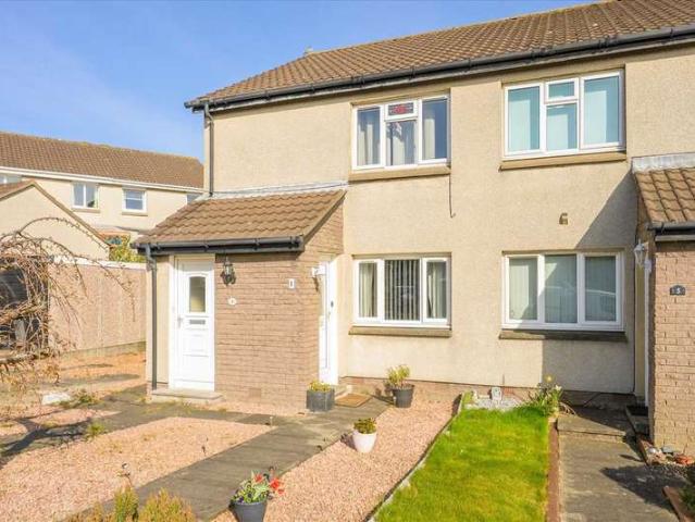 2 Bedroom Apartment Flat
