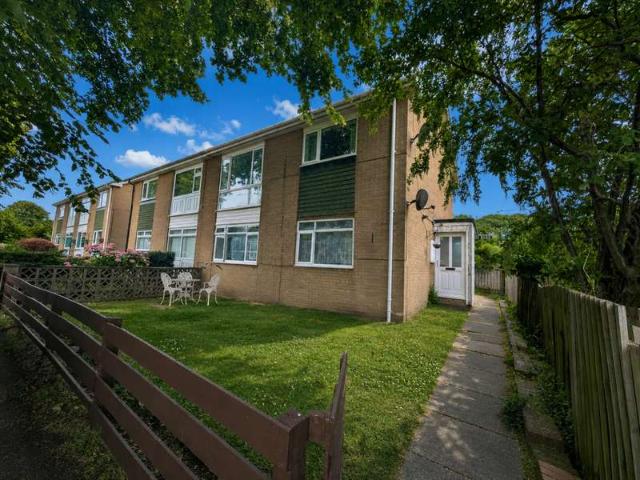 2 Bedroom Apartment Flat