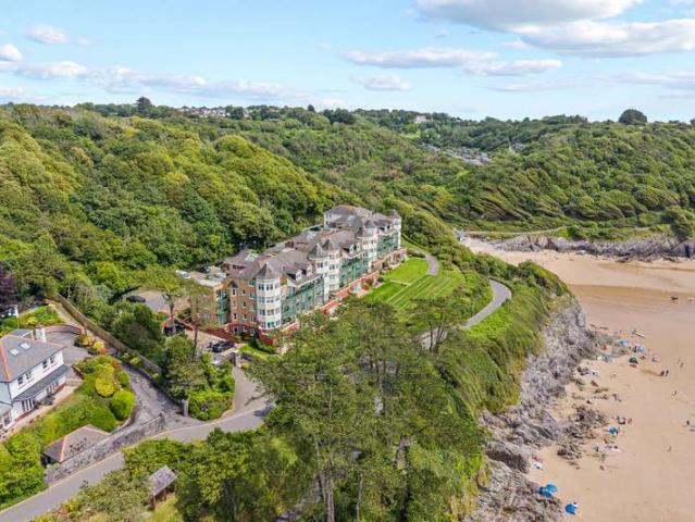 2 Bedroom Apartment Flat