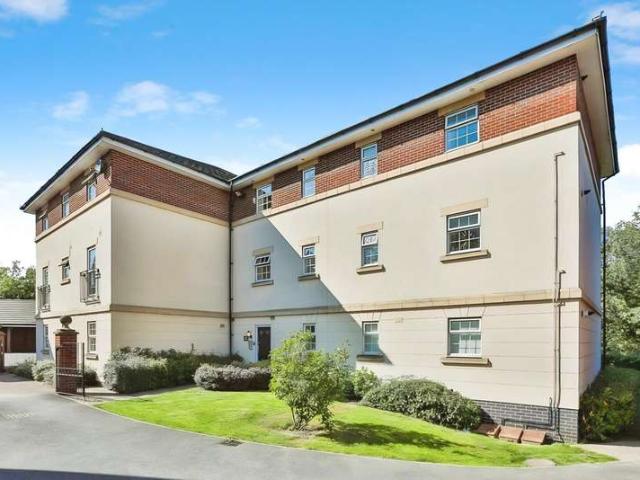 2 Bedroom Apartment Flat