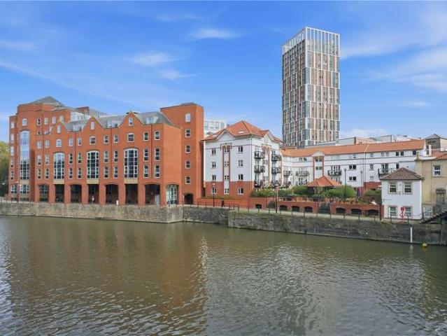 2 Bedroom Apartment Flat