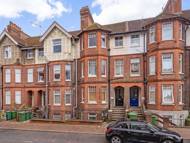 2 Bedroom Apartment Flat