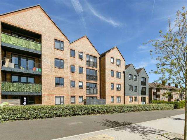2 Bedroom Apartment Flat
