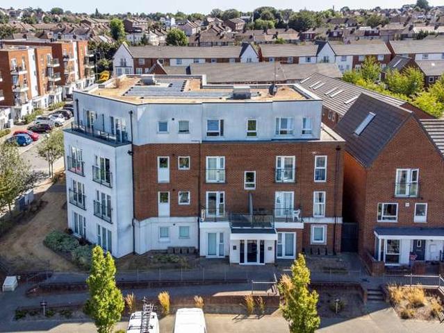 2 Bedroom Apartment Flat
