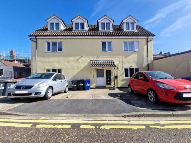 2 Bedroom Apartment Flat