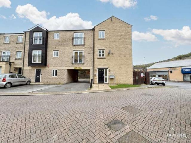 2 Bedroom Apartment Flat