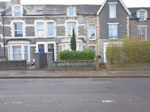 2 Bedroom Apartment Flat