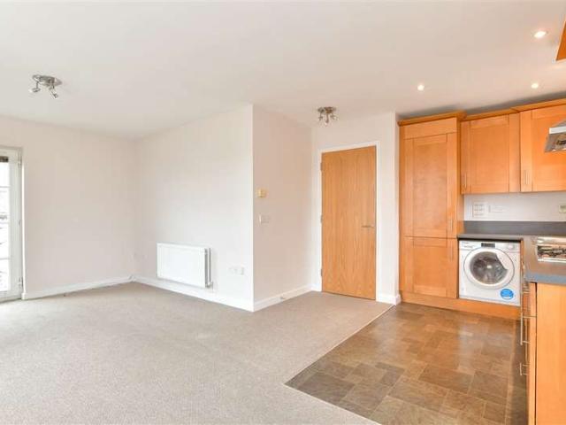 2 Bedroom Apartment Flat