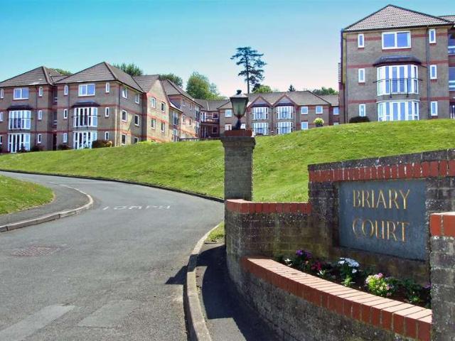 2 Bedroom Apartment Flat