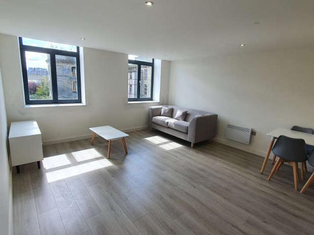 2 Bedroom Apartment Flat