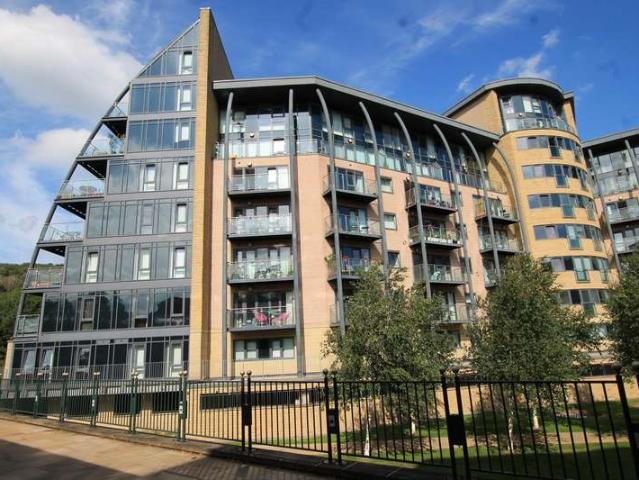 2 Bedroom Apartment Flat