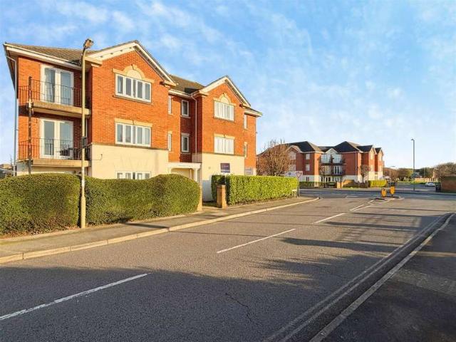 2 Bedroom Apartment Flat
