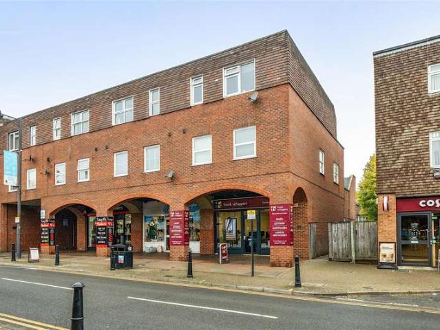2 Bedroom Apartment Flat