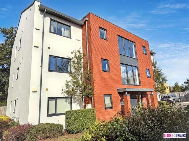 2 Bedroom Apartment Flat