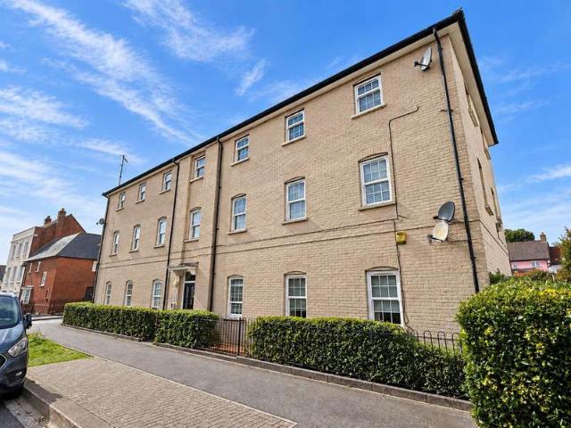 2 Bedroom Apartment Flat