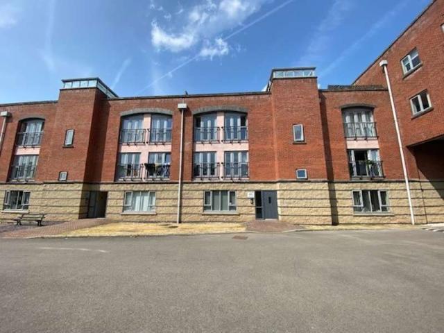 2 Bedroom Apartment Flat