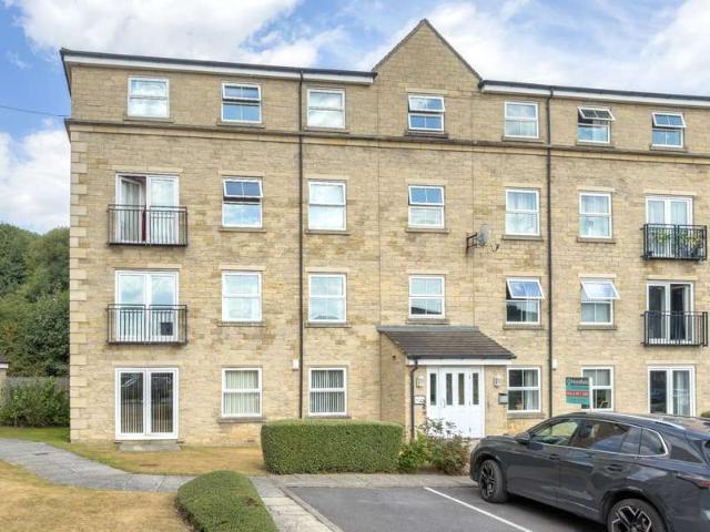 2 Bedroom Apartment Flat