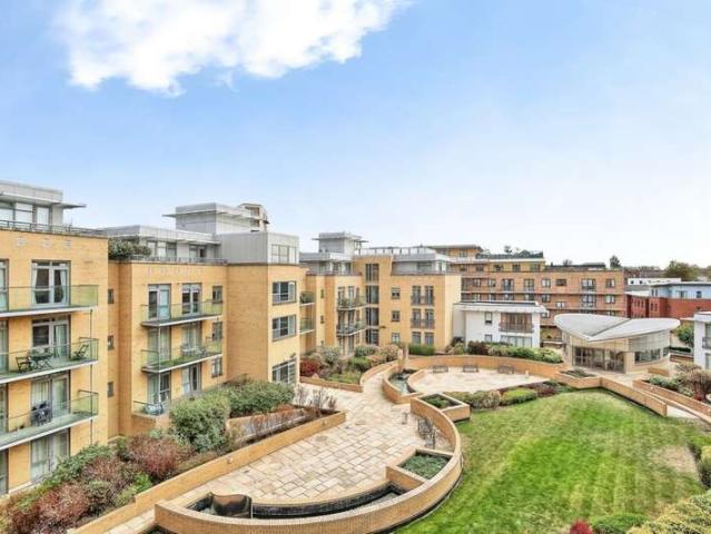 2 Bedroom Apartment Flat