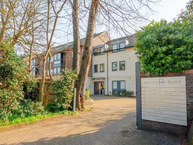 2 Bedroom Apartment Flat
