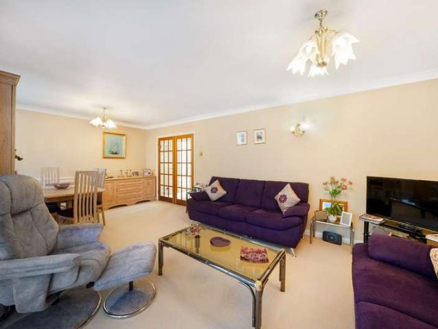 2 Bedroom Apartment Flat