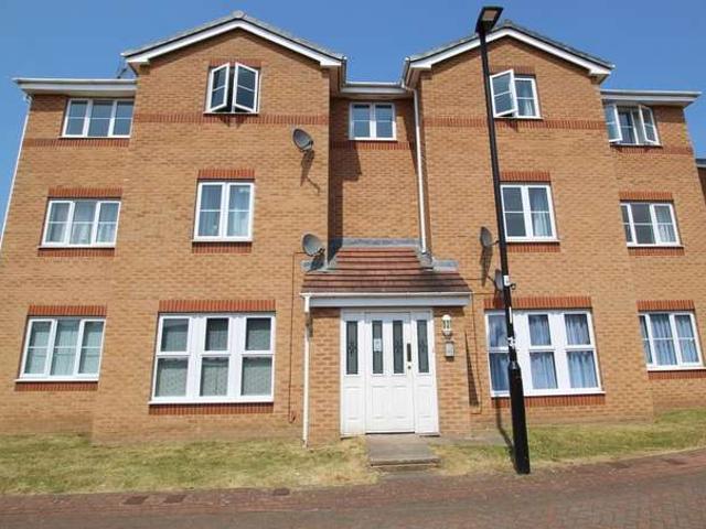 2 Bedroom Apartment Flat