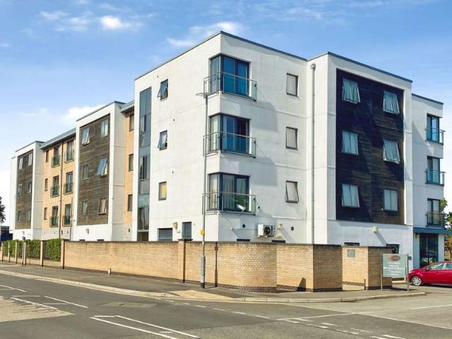 2 Bedroom Apartment Flat