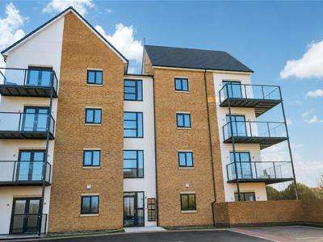 2 Bedroom Apartment Flat