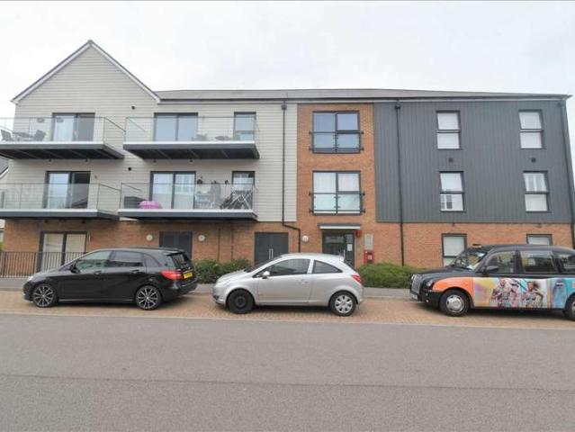 2 Bedroom Apartment Flat
