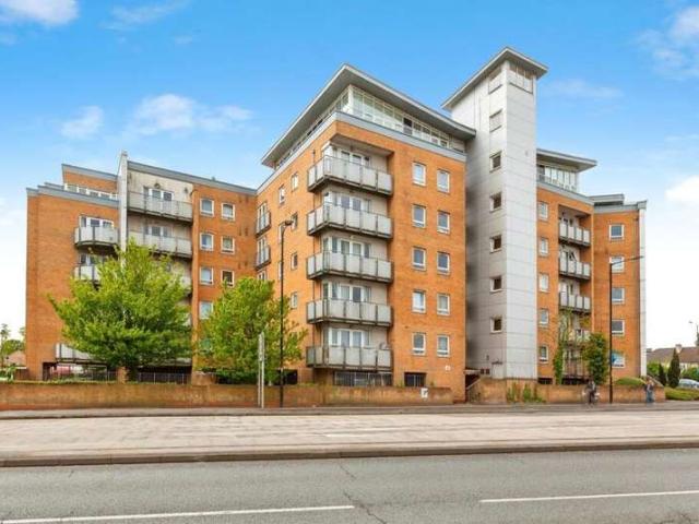 2 Bedroom Apartment Flat