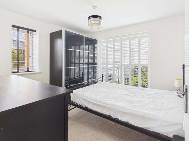 2 Bedroom Apartment Flat