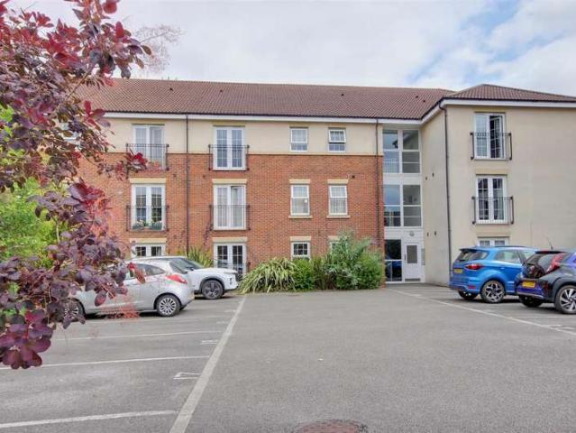 2 Bedroom Apartment Flat