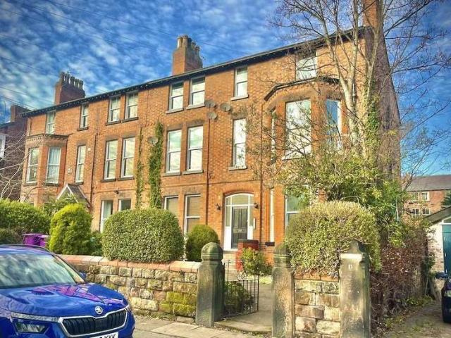 2 Bedroom Apartment Flat