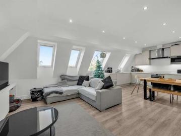 2 Bedroom Apartment Flat