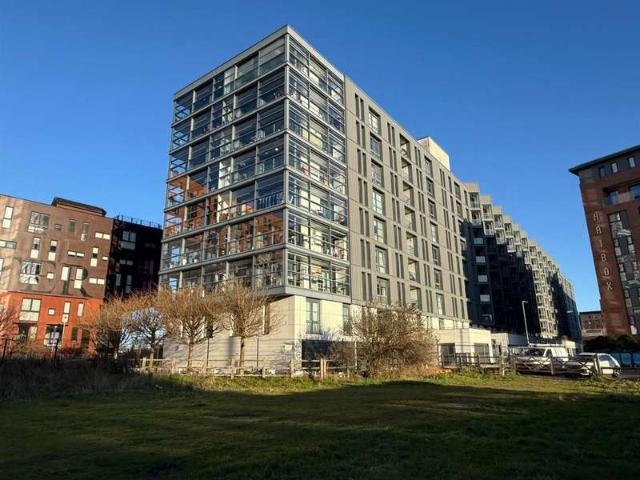 2 Bedroom Apartment Flat