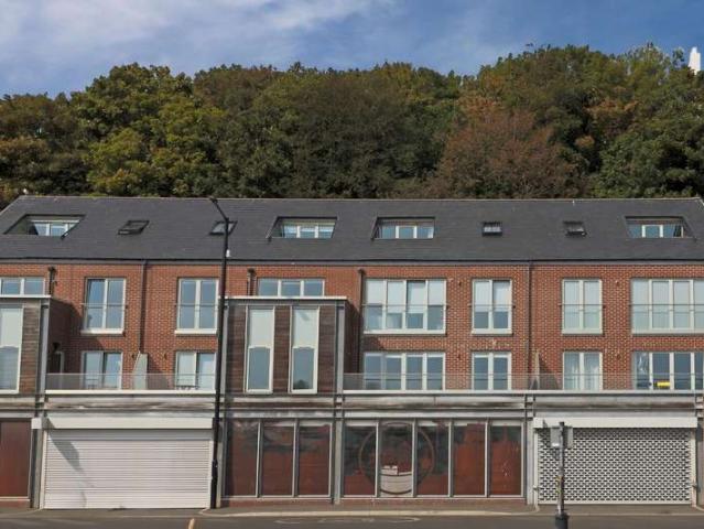 2 Bedroom Apartment Flat