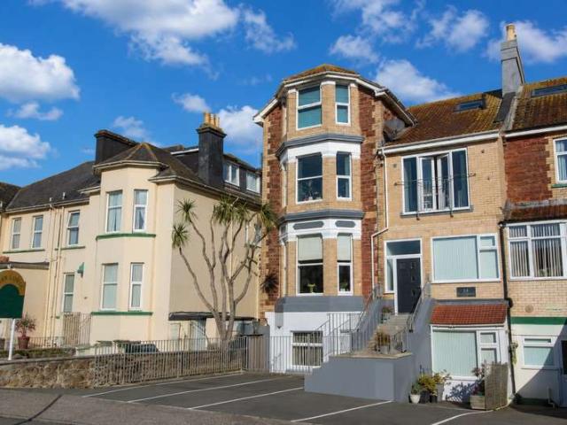 2 Bedroom Apartment Flat