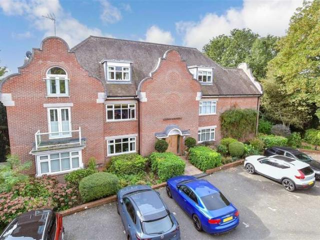 2 Bedroom Apartment Flat