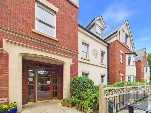 2 Bedroom Apartment Flat