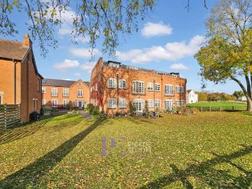 2 Bedroom Apartment Flat