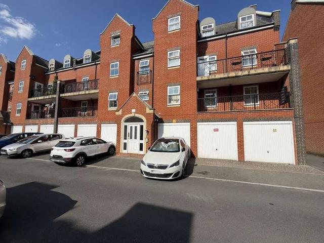 2 Bedroom Apartment Flat