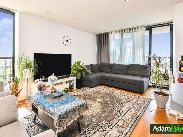2 Bedroom Apartment Flat
