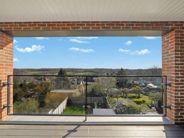 2 Bedroom Apartment Flat
