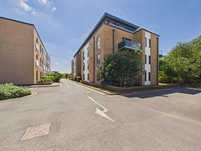 2 Bedroom Apartment Flat