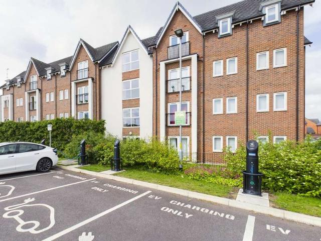 2 Bedroom Apartment Flat