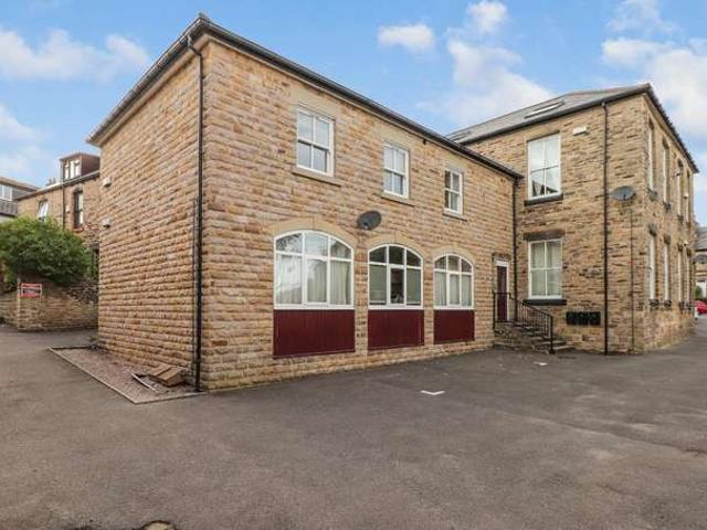 2 Bedroom Apartment Flat