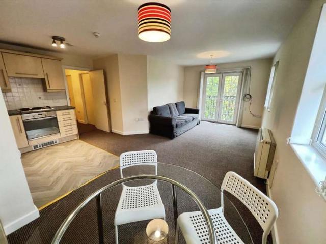 2 Bedroom Apartment Flat