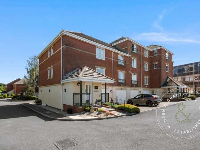 2 Bedroom Apartment Flat