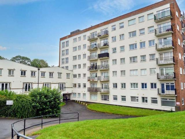 2 Bedroom Apartment Flat